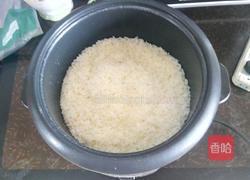 炒鸡蛋饭的做法图解1