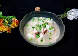  肥肉炖白萝卜