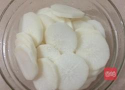 酱醋白萝卜的做法图解1