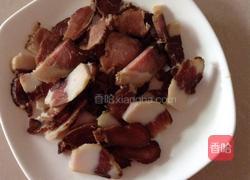 白萝卜炒酱肉的做法图解2