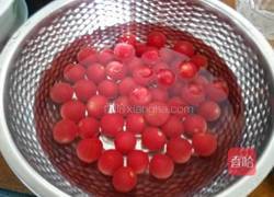  圣女果花的做法图解1