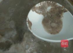 桂圆荔枝红枣排骨汤的做法图解3
