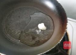 圣女果冰糖葫芦的做法图解3