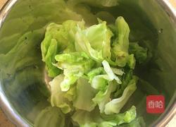 凉拌木耳卷心菜的做法图解4