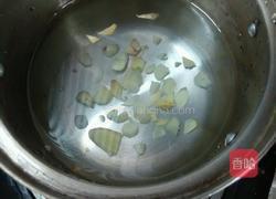 蕃茄丝瓜汤的做法图解3