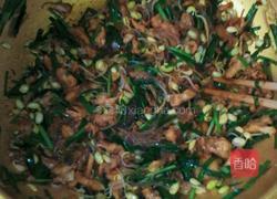 黄豆芽韮菜炒鸡丝的做法图解5