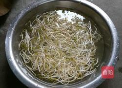 豆芽炒粉丝的做法图解1