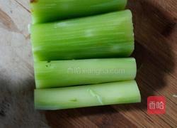 凉拌窝笋的做法图解1