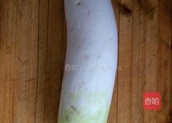 酸辣萝卜的做法图解1