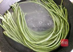 凉拌豇豆的做法图解2