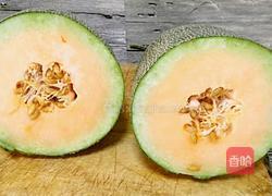 哈密瓜葡萄球的做法图解2
