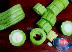 苦瓜酿肉的做法图解1