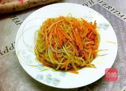 红萝卜炒绿豆芽的做法图解7