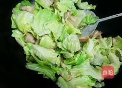 手撕卷心菜炒五花肉的做法图解7