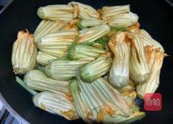 炒南瓜花的做法图解6