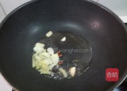 绿豆芽炒茄条的做法图解6