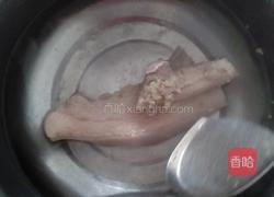 农家黄焖五花肉的做法图解2