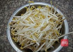 凉拌红油绿豆芽的做法图解1