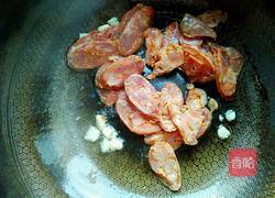 卷心菜炒腊肠的做法图解6