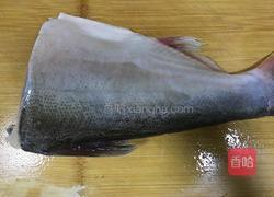 剁椒鲢鱼块的做法图解1