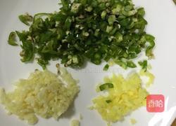 剁椒鲢鱼块的做法图解3