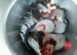 清炖黑鱼汤的做法图解2