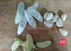 清炖黑鱼汤的做法图解3