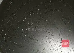 Illustration of making love cherry tomato pancakes 7