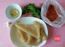 凉拌猪皮的做法图解1