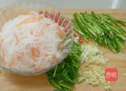 猪油炒萝卜丝的做法图解1