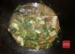 鱼烩粉条青菜的做法图解5