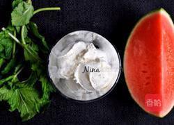 西瓜薄荷苏打水的做法图解1