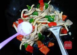 彩椒炒平菇的做法图解6