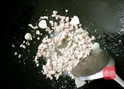 卷心菜炒虾仁的做法图解5