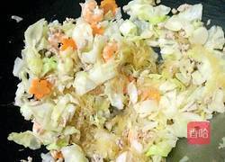 卷心菜炒虾仁的做法图解7