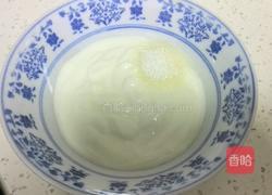 酸奶慕斯蛋糕的做法图解3