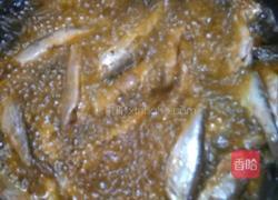 油炸麻辣小鱼的做法图解5