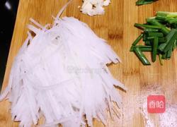 清炒白萝卜丝的做法图解2