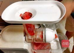 西瓜汁儿的做法图解1