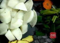 白萝卜炖鸭肉的做法图解3