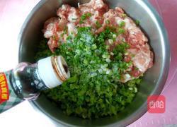 芹菜猪肉包子的做法图解5
