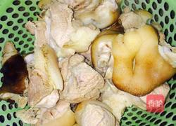 莲藕炖猪蹄汤的做法图解4