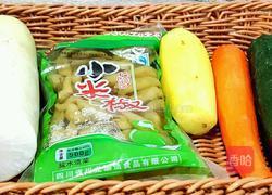 小米椒泡三丁的做法图解1