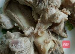 白萝卜煲大骨汤的做法图解4