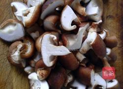 香菇烧鸡的做法图解2