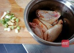 炖出来的烤鸡翅的做法图解1