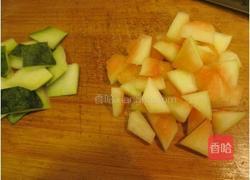 鸡肉西瓜盅的做法图解2