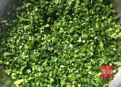 韭菜肉馅馄饨的做法图解1