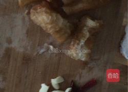 丝瓜油条的做法图解2