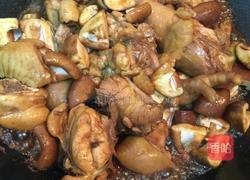 香菇鸡块。的做法图解8